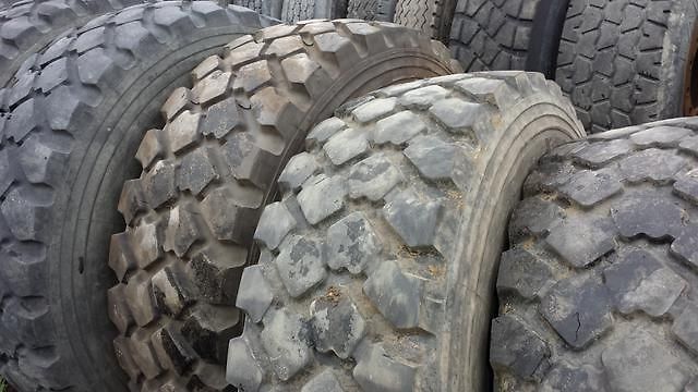 Ostatní pneu Michelin R20 365 85 XZL - fotka 7 z 13