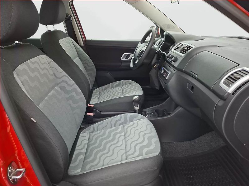 Škoda Fabia (2007) Ambiente 1.2, po STK - fotka 9 z 14