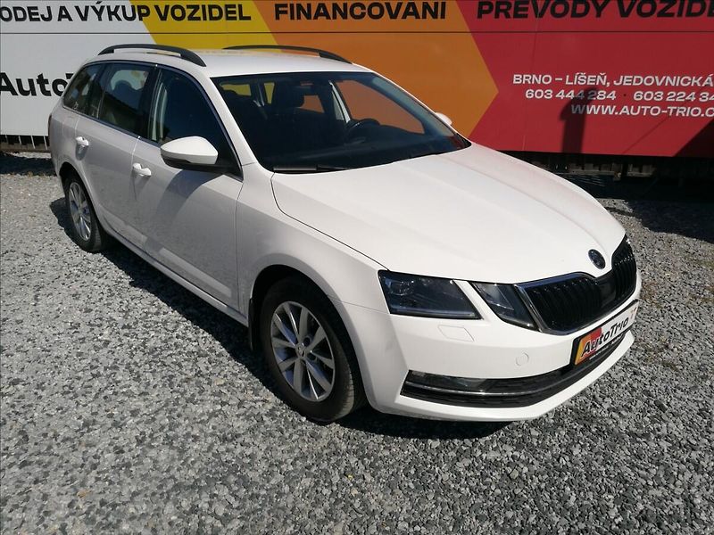 Škoda Octavia 1,4 TSi CNG DSG Style - fotka 2 z 16