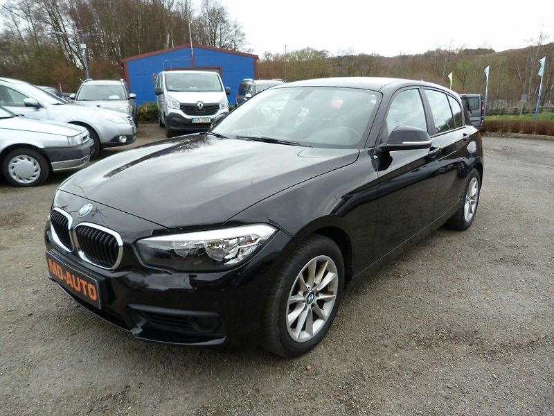 BMW Řada 1 118D 2.0D - fotka 1 z 22