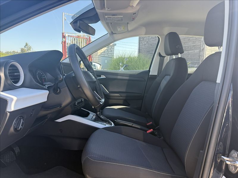 Seat Arona 1,0 TSI DSG 81kW 39.000Km - fotka 9 z 33