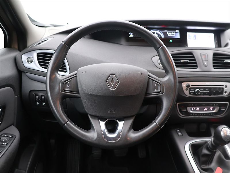 Renault Grand Scénic 1.2 TCe 97kW CZ Limited Navi - fotka 17 z 31