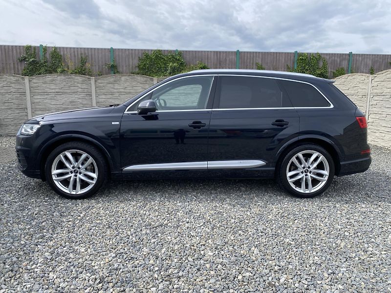 Audi Q7 3.0TDi 4x4 270PS S-LINE 7MÍST! - fotka 5 z 173