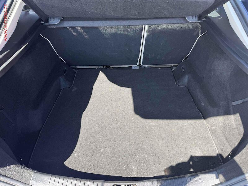 Ford Mondeo (2012) 2.2TDCi, Navi, kůže - fotka 7 z 17
