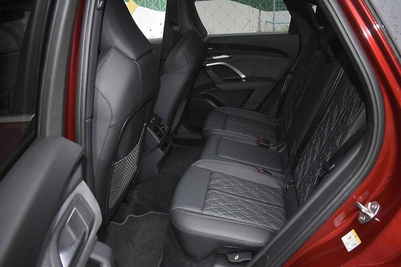 Audi SQ5 je výborná volba pro ty, kteří často spěchají.