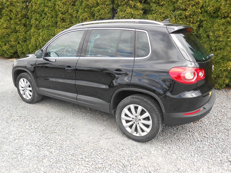 Volkswagen Tiguan 4x4,XENONY,DSG. - fotka 39 z 40