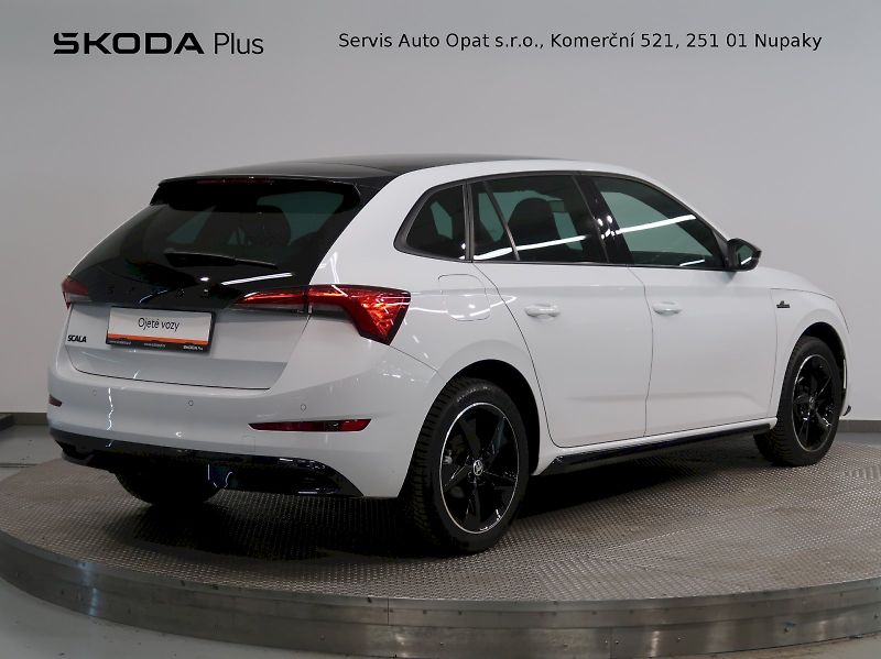 Škoda Scala (2020) MONTE CARLO 1.0TSI 70KW - fotka 2 z 36