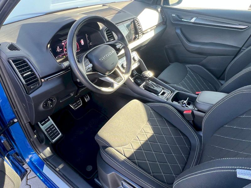 Škoda Karoq (2025) Sportline 1.5TSi 110kW 7°autom - fotka 12 z 30