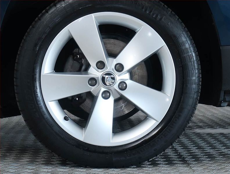 Škoda Karoq (2019) Style 1.6 TDI - fotka 15 z 21