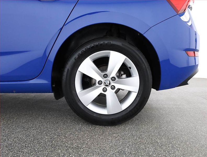 Škoda Scala (2023) Style 1.0 TSI, Serv.kniha - fotka 21 z 21