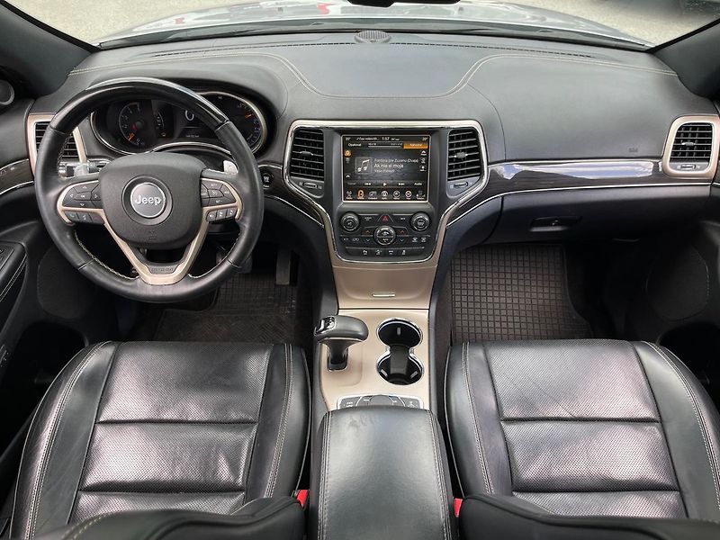 Jeep Grand Cherokee Overland, 1. maj. TZ,PANO,DPH - fotka 7 z 25