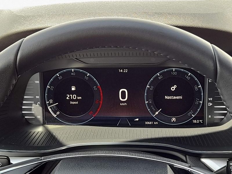 Škoda Octavia Style Plus Navi 1.5 TSI 110kW - fotka 13 z 20