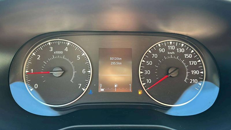 Dacia Duster II Prestige 1,0 TCe 74kW MT5/3 - fotka 9 z 27