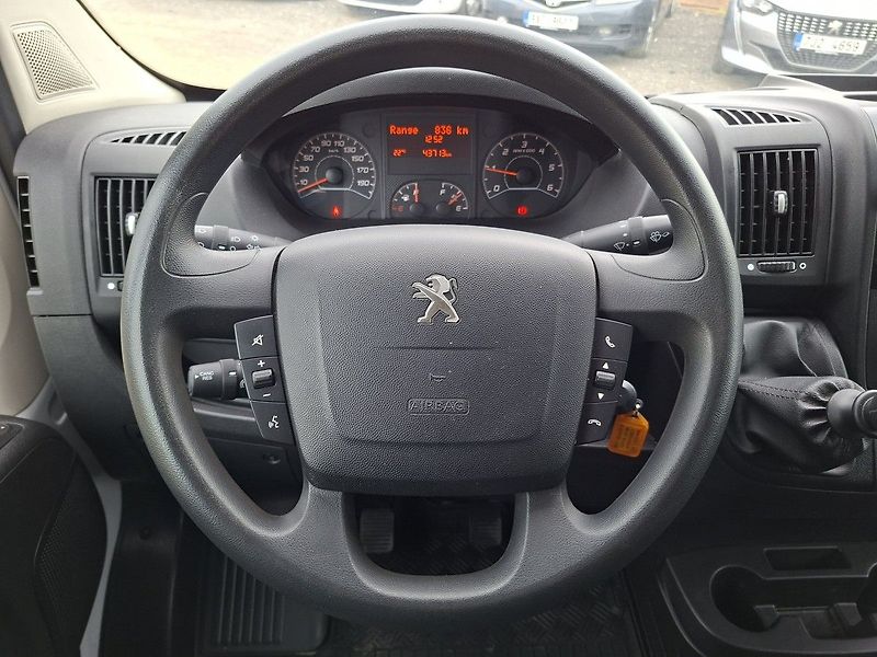 Peugeot Boxer FG 3500 L3H2 2,2 BHDi 140k M6 - fotka 16 z 19