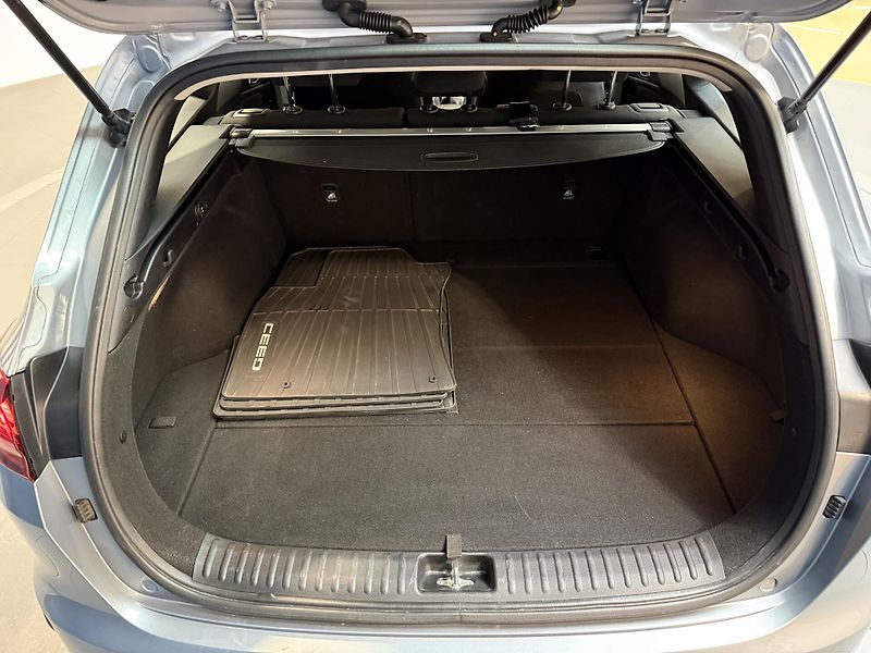 Kia Ceed 1.5 T-GDI 118kW Spin SW - fotka 12 z 14