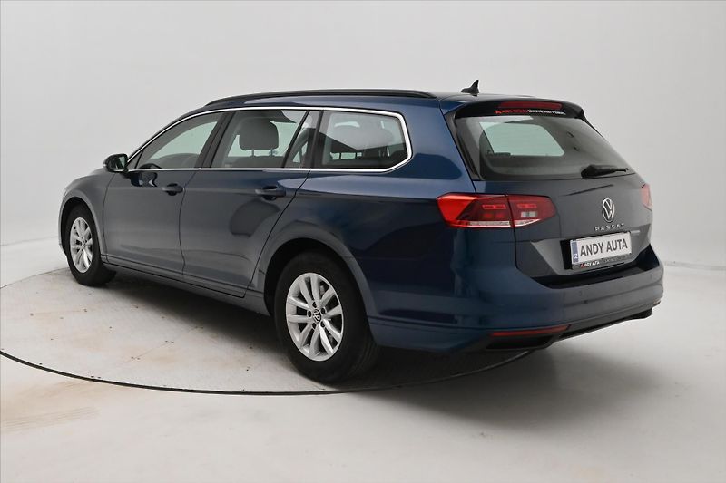 Volkswagen Passat 2,0 TDI 110kW DSG Business Zár - fotka 7 z 25