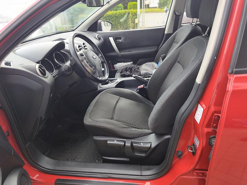 Nissan Qashqai (2009) +2(7.míst)-1,5Dci - fotka 13 z 20