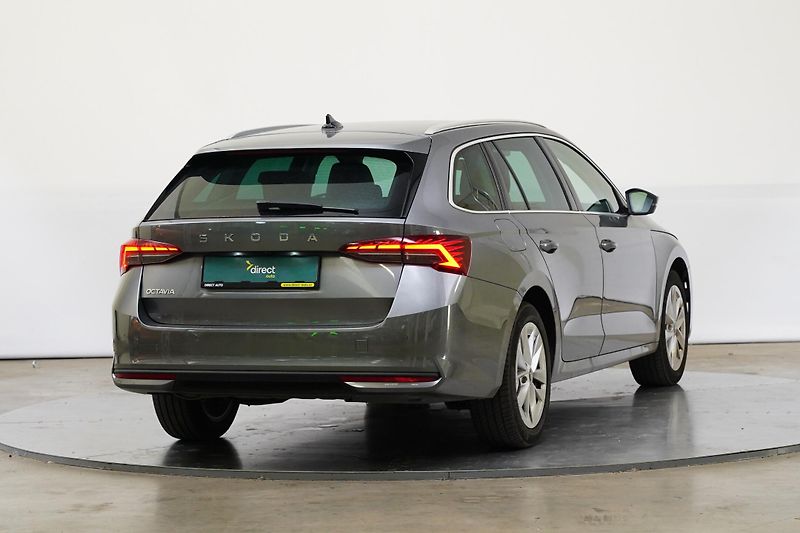 Škoda Octavia - fotka 2 z 26