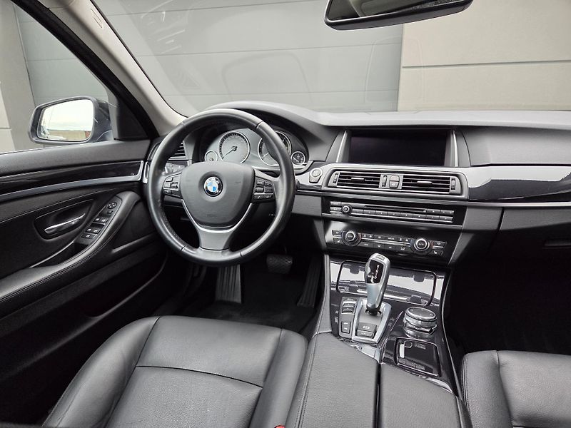 BMW Řada 5 525d xDrive ČR DPH  - fotka 9 z 44