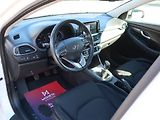Hyundai i30 1.6CRDi 85kW STYLE NAVI ALU - náhled 9