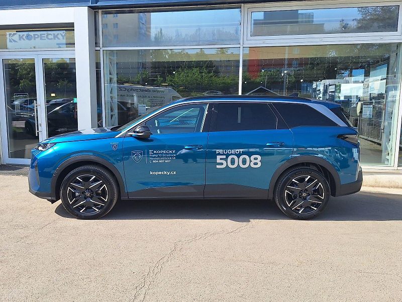 Peugeot 5008 (2026) GT Hybrid 145 e-DCS6 - fotka 3 z 24
