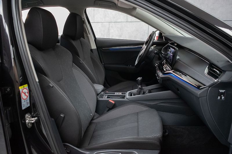 Škoda Octavia 1.5 TSI STYLE*TAŽNÉ*DPH*ČR 1.M - fotka 13 z 38