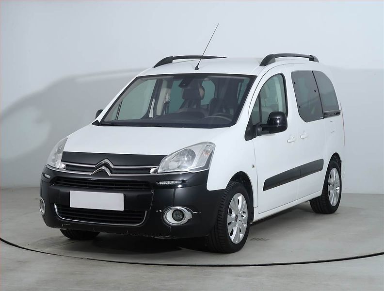 Citroën Berlingo (2014) 1.6 HDi, 5Míst, ČR - fotka 2 z 18