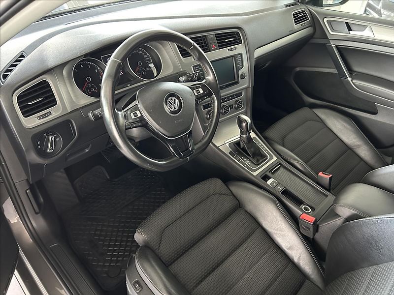 Volkswagen Golf 1,4   TSI 92kW,DSG,SERVISKA,ČR - fotka 7 z 26