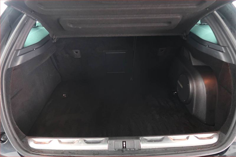 Citroën DS5 (2014) 2.0 BlueHDi, Automat, Navi - fotka 14 z 21