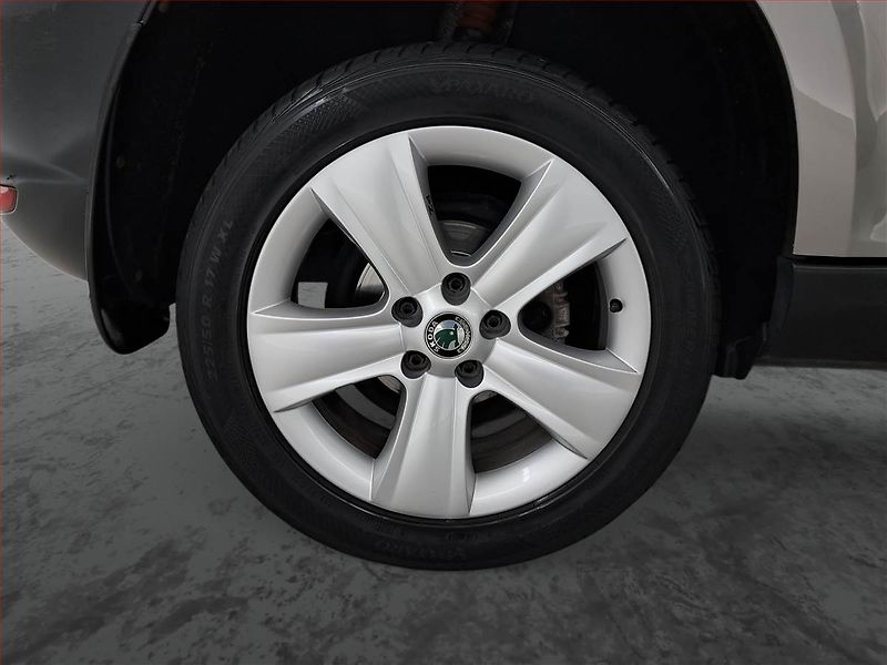 Škoda Yeti (2010) Ambition 2.0 TDI, ČR,1.maj - fotka 15 z 16