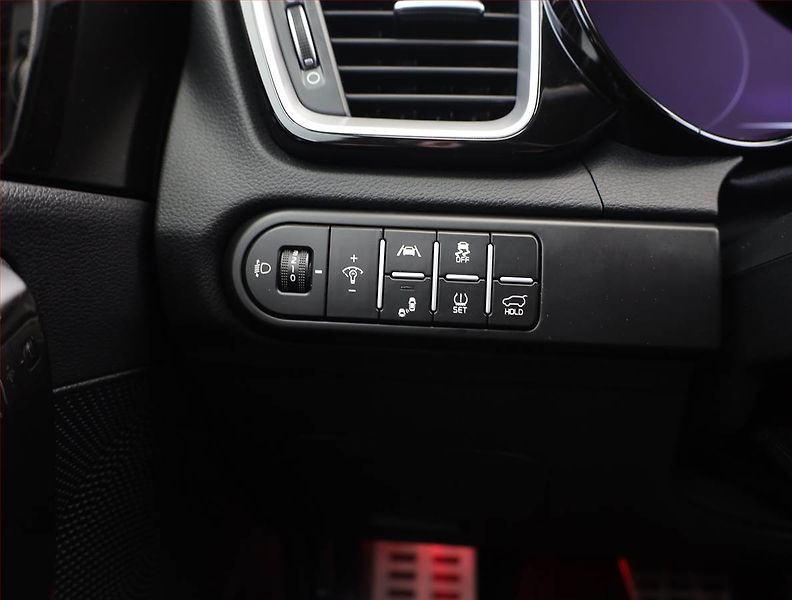 Kia XCeed (2023) GT Line 1.6 T-GDI - fotka 19 z 20