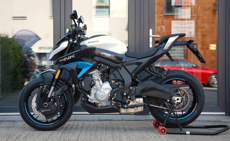 CFMOTO (2026) 675NK - fotka 5 z 25