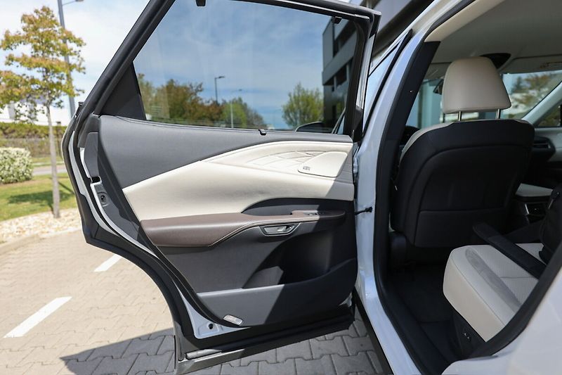 Lexus RX 350h 350H 2,5 HEV LUXURY, TAŽNÉ ZAŘ - fotka 23 z 29