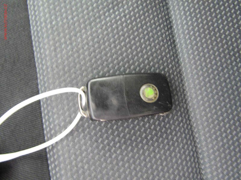 Škoda Octavia (2007) 2.0TDi, AC, TZ, park.čidla - fotka 19 z 19