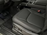 Land Rover Defender 110 D250 X-DYNAMIC SE AWD AUT  - náhled 16