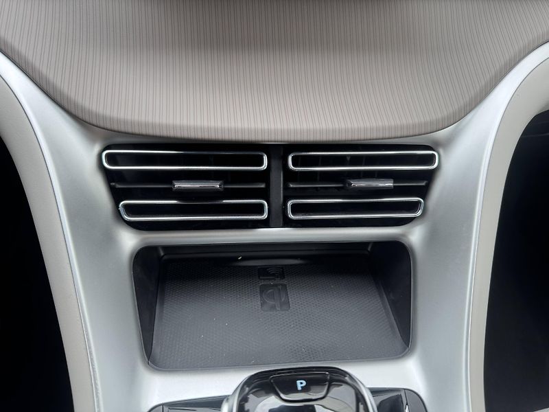BYD Seal 5 DM-i (2026) Design 1,5 - fotka 27 z 30