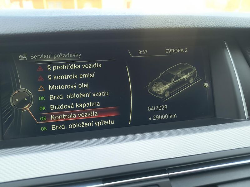 BMW Řada 5 (2014) 525d M xDRIVE/HEAD-UP/PANORAMA - fotka 46 z 61