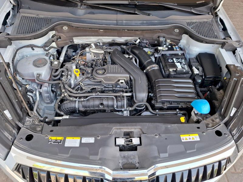 Škoda Karoq (2025) SELECTION TS 110/1.5 A7F - fotka 17 z 41