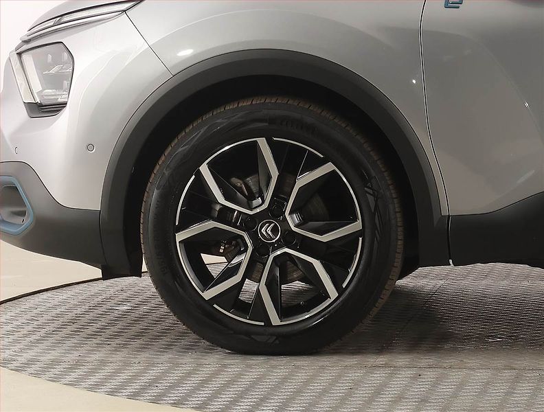 Citroën ë-C4 (2022) Feel 50 kWh, SoH 94% - fotka 15 z 25
