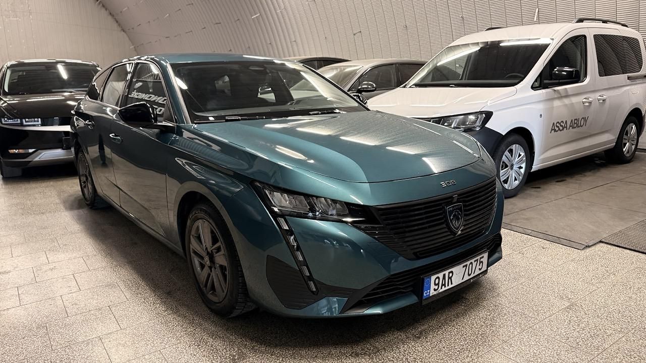 Peugeot 308 1.5HDI, ČR, ZÁRUKA,AT