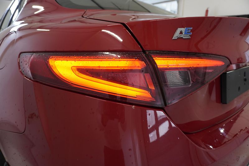 Alfa Romeo Giulia 2.2 JTD 132kW - fotka 6 z 28