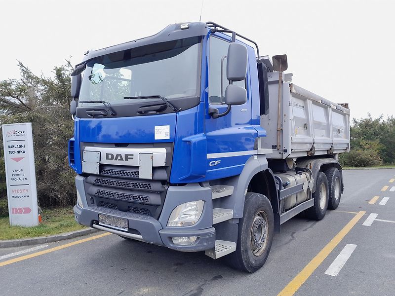 DAF CF 480 FAT 6x4 - fotka 2 z 44