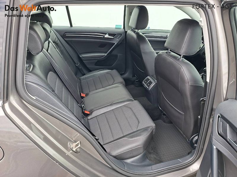 Volkswagen Golf (2014) Variant, 2.0 TDI,110kW,4Motion - fotka 14 z 29