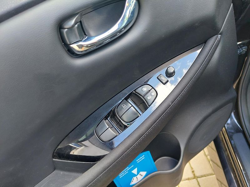 Nissan Leaf (2021) ZE1 N-Connecta  Option-DPH - fotka 10 z 47