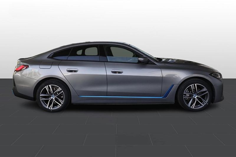 BMW i4 eDrive40 Gran Coupé - fotka 7 z 24