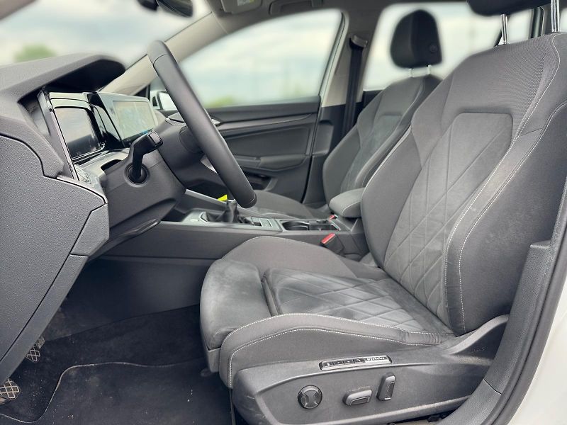Volkswagen Golf Variant (2022) STYLE 2.0TDI 110kW CZ DPH - fotka 7 z 11