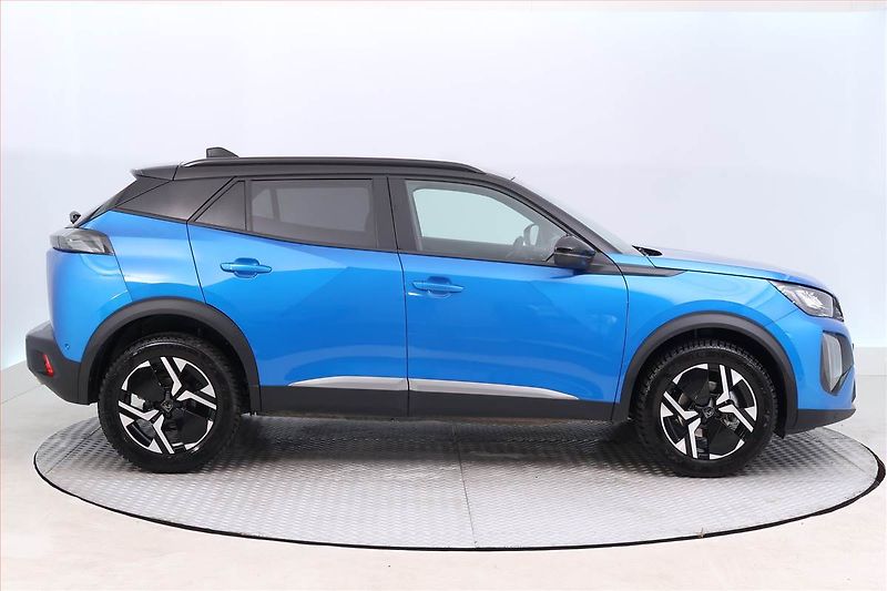 Peugeot 2008 (2025) Allure 1.2 PureTech - fotka 6 z 18