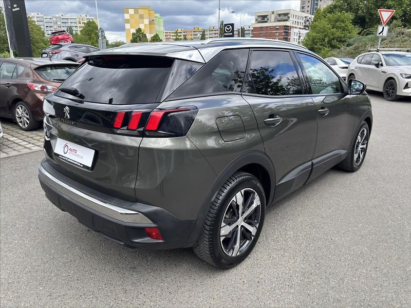 Peugeot 3008 1,2 PT AT 1.ČR PLNÝ SERVIS - fotka 5 z 37