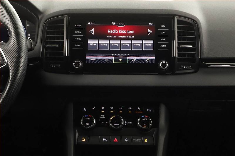 Škoda Karoq (2023) Sportline 1.5 TSI - fotka 10 z 20