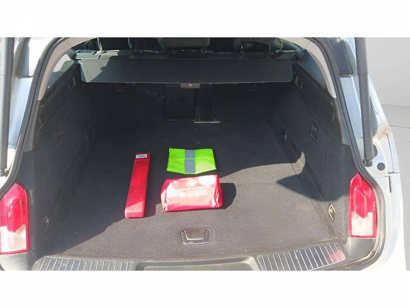 Opel Insignia ST 1.6CDTi MT6 - fotka 24 z 29